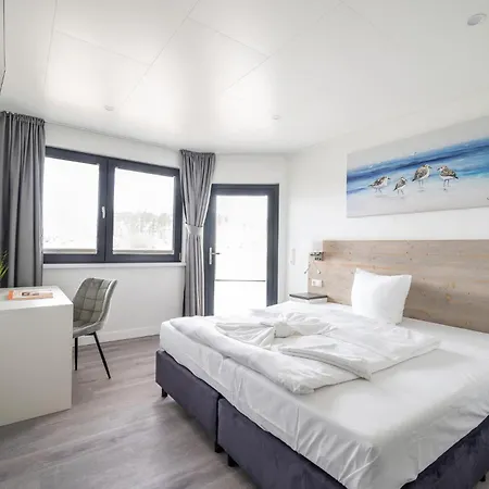 Apartment Waterfront Sagard