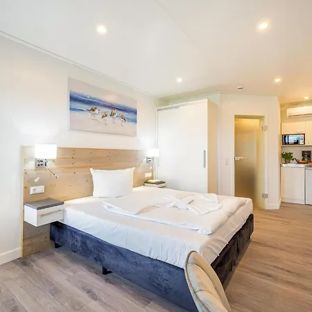 Waterfront Apartment Sagard